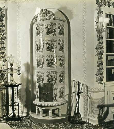 Master bedroom: 18th century Swedish porcelain stove