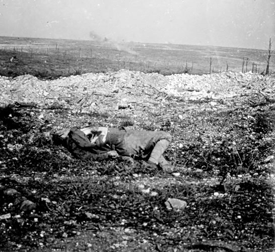 Verdun, Cadavre et barrage